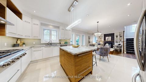 Photo 13 at 1 Dustan Crescent, East York, Toronto