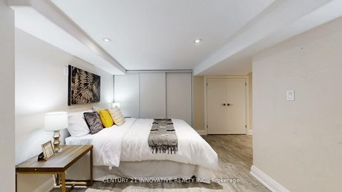 Photo 32 at 1 Dustan Crescent, East York, Toronto