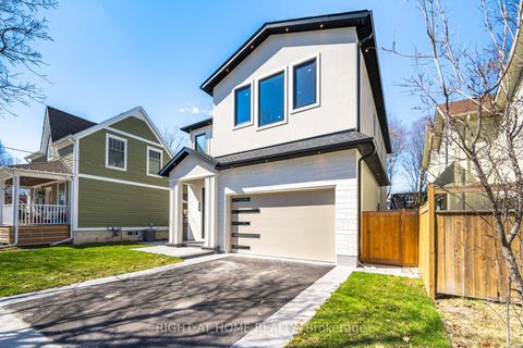 Photo 2 at 84 Mosley Street, Aurora Village, Aurora