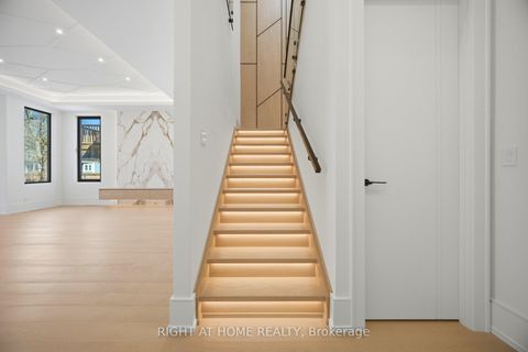 Photo 14 at 84 Mosley Street, Aurora Village, Aurora