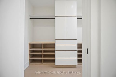 Photo 19 at 84 Mosley Street, Aurora Village, Aurora