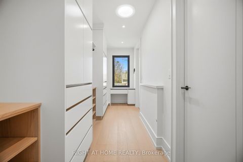 Photo 20 at 84 Mosley Street, Aurora Village, Aurora