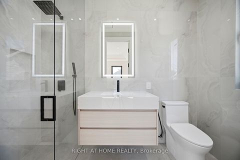 Photo 24 at 84 Mosley Street, Aurora Village, Aurora