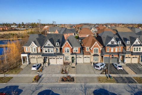 Photo 3 at 29 Spring Hill Drive, King City, King