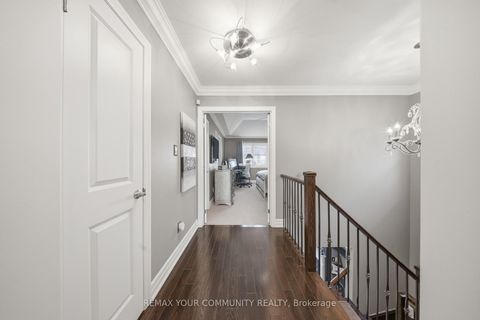 Photo 18 at 29 Spring Hill Drive, King City, King