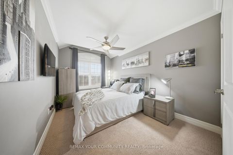 Photo 26 at 29 Spring Hill Drive, King City, King