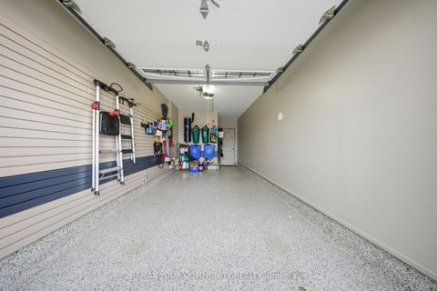 Photo 27 at 29 Spring Hill Drive, King City, King