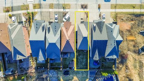 Photo 28 at 29 Spring Hill Drive, King City, King