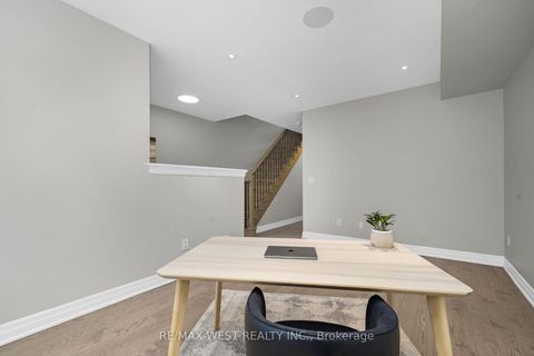 Photo 4 at 8208 Pine Valley Drive, East Woodbridge, Vaughan