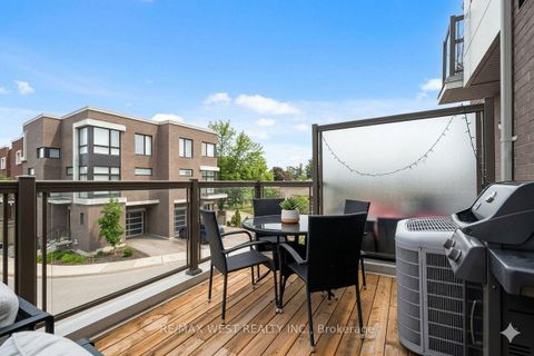 Photo 15 at 8208 Pine Valley Drive, East Woodbridge, Vaughan