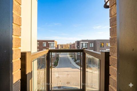 Photo 23 at 8208 Pine Valley Drive, East Woodbridge, Vaughan