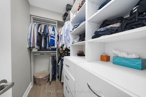 Photo 28 at 8208 Pine Valley Drive, East Woodbridge, Vaughan