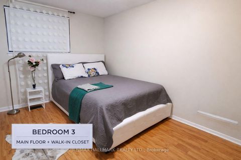 Photo 10 at 64 Green Bush Road, Newtonbrook West, Toronto