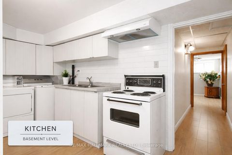 Photo 18 at 64 Green Bush Road, Newtonbrook West, Toronto