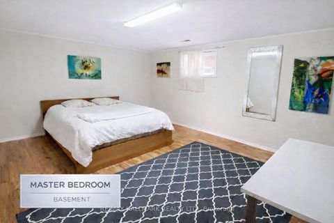 Photo 19 at 64 Green Bush Road, Newtonbrook West, Toronto