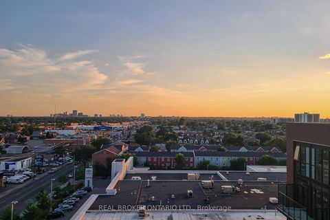 Photo 23 at 915 - 2300 St Clair Avenue W, Junction Area, Toronto