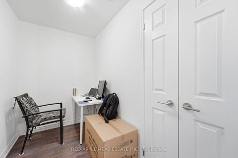 Photo 5 at 719 - 11611 Yonge Street N, Jefferson, Richmond Hill