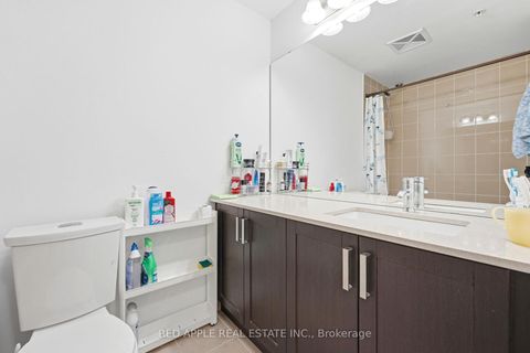 Photo 6 at 719 - 11611 Yonge Street N, Jefferson, Richmond Hill