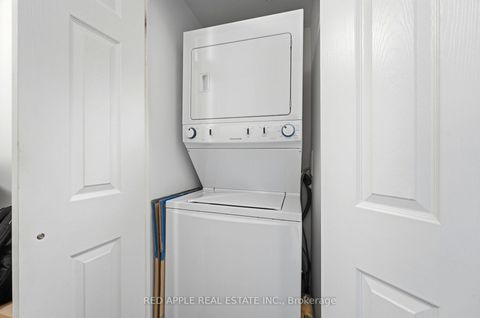 Photo 7 at 719 - 11611 Yonge Street N, Jefferson, Richmond Hill