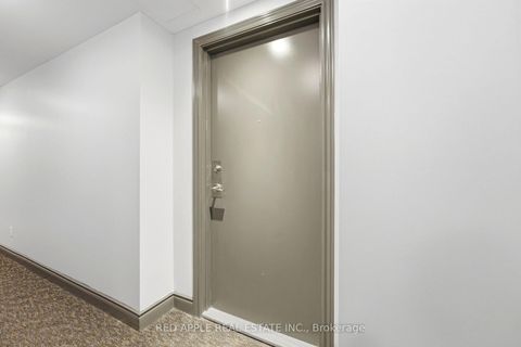 Photo 16 at 719 - 11611 Yonge Street N, Jefferson, Richmond Hill