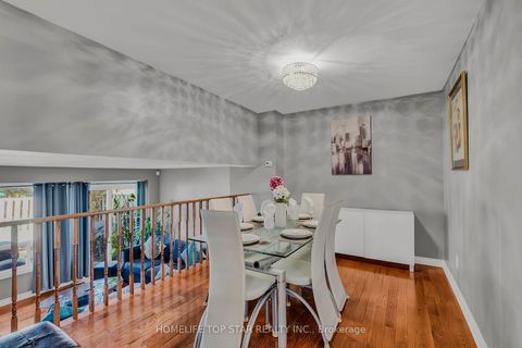 Photo 10 at 33 - 452 Silverstone Drive, Clairville, Toronto