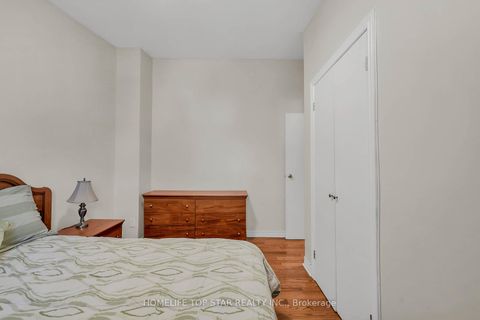 Photo 19 at 33 - 452 Silverstone Drive, Clairville, Toronto