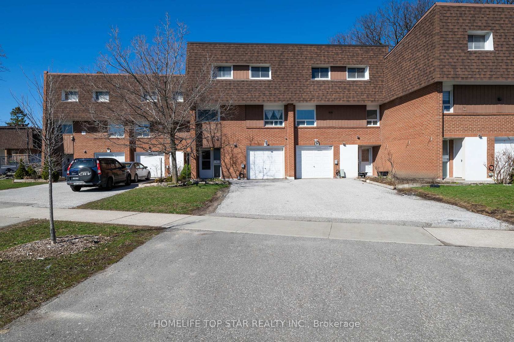 33 - 452 Silverstone Drive, Clairville, Toronto photo 3