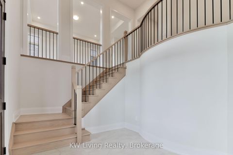 Photo 10 at 166 Cummer Avenue, Newtonbrook East, Toronto