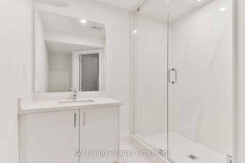 Photo 32 at 166 Cummer Avenue, Newtonbrook East, Toronto