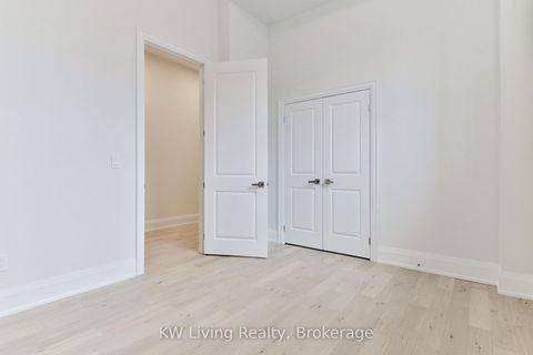 Photo 33 at 166 Cummer Avenue, Newtonbrook East, Toronto