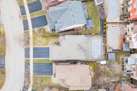 Photo 32 at 12 Kensington Trail, Shore, Barrie