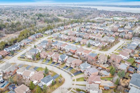 Photo 33 at 12 Kensington Trail, Shore, Barrie