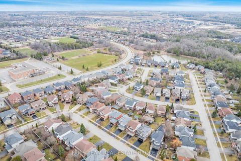 Photo 34 at 12 Kensington Trail, Shore, Barrie