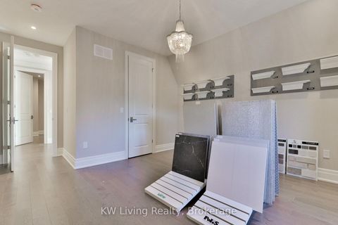 Photo 12 at 162 Cummer Avenue, Newtonbrook West, Toronto