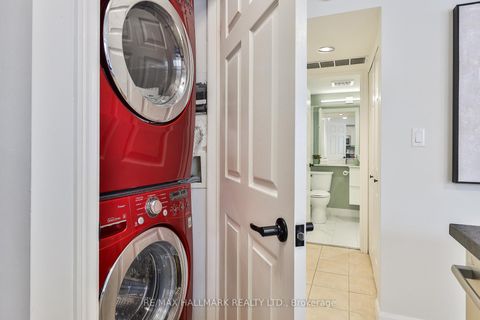 Photo 16 at 59 - 208 Niagara Street, Niagara, Toronto