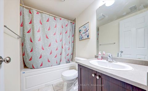 Photo 17 at 19 Kawneer Terrace, Dorset Park, Toronto