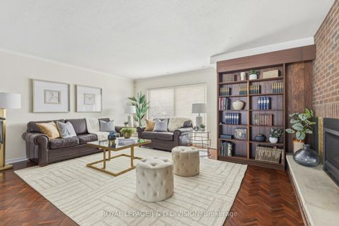 Photo 2 at 122 Cortleigh Boulevard, Lawrence Park South, Toronto