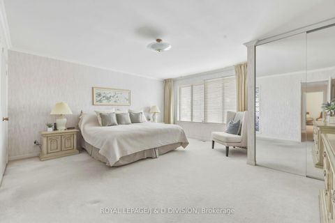 Photo 14 at 122 Cortleigh Boulevard, Lawrence Park South, Toronto
