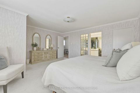 Photo 17 at 122 Cortleigh Boulevard, Lawrence Park South, Toronto