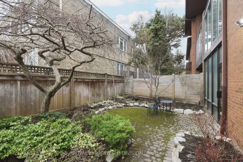 Photo 33 at 122 Cortleigh Boulevard, Lawrence Park South, Toronto