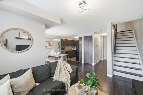 Photo 10 at 98 Tabaret Crescent, Windfields, Oshawa