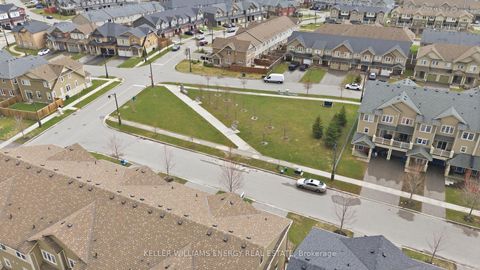 Photo 18 at 98 Tabaret Crescent, Windfields, Oshawa