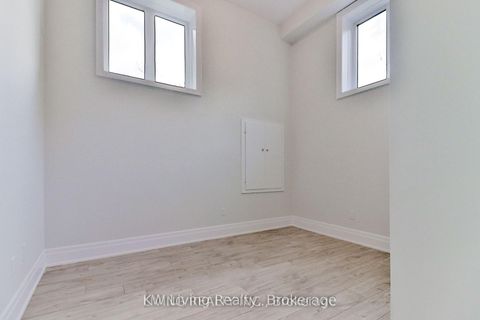 Photo 27 at 11 Becky Cheung Court, Newtonbrook East, Toronto