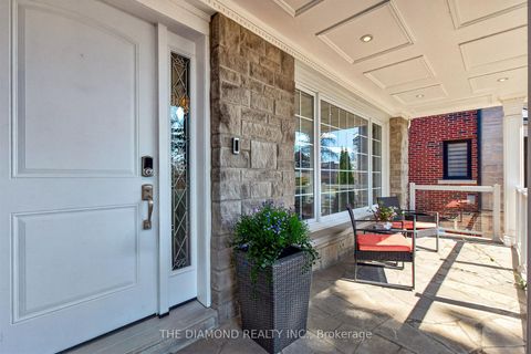 Photo 3 at 146 Allanhurst Drive, Humber Valley, Toronto