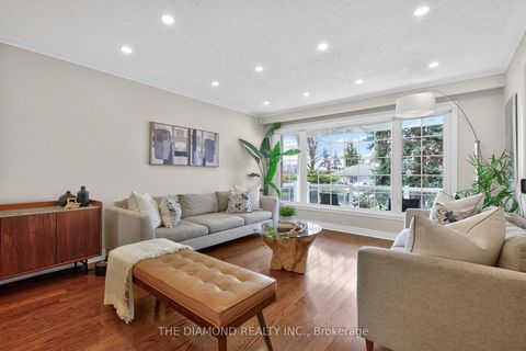 Photo 6 at 146 Allanhurst Drive, Humber Valley, Toronto