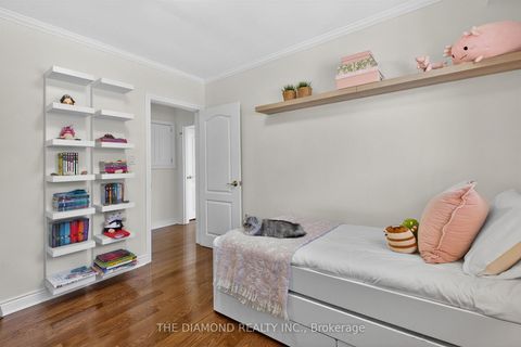 Photo 29 at 146 Allanhurst Drive, Humber Valley, Toronto