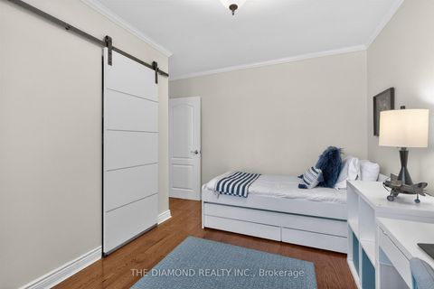 Photo 31 at 146 Allanhurst Drive, Humber Valley, Toronto