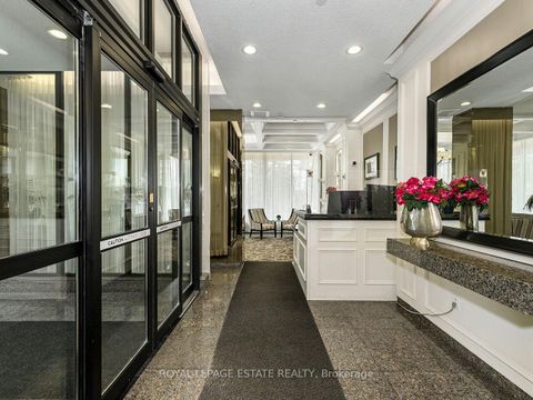 Photo 3 at PH05 - 75 Graydon Hall Manor, Donalda, Toronto