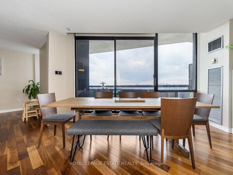 Photo 17 at PH05 - 75 Graydon Hall Manor, Donalda, Toronto