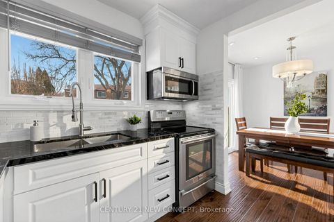 Photo 12 at 8 Rintella Court, Bendale, Toronto